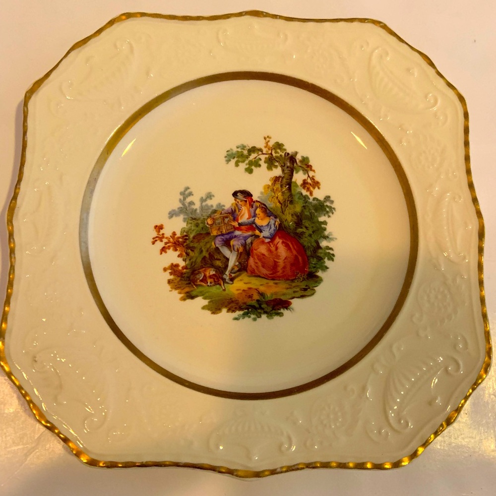 Vintage Steubenville Ivory & Gold Pastoral Scene Plate 7.5”